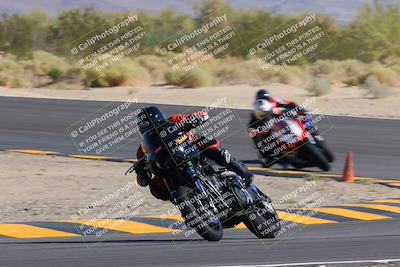 media/Oct-08-2022-SoCal Trackdays (Sat) [[1fc3beec89]]/Turn 10 (945am)/